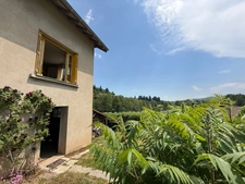 MAISON DE 75 M2 À RÉNOVER, TERRAIN CLOS DE 422 M2, 2 CHAMBRES, TOITURE DE 2024, GARAGE, TOUT-À-L'ÉGOUT