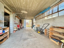 MAISON DE 75 M2 À RÉNOVER, TOITURE DE 2024, TERRAIN CLOS DE 422 M2, 2 CHAMBRES, GARAGE