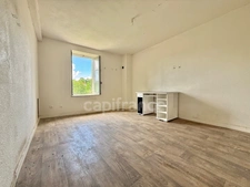 MAISON DE 80 M², TERRAIN CLOS DE 670 M², TERRASSE DE 35 M², 4 CHAMBRES DONT 1 SUITE PARENTALE ET 3 GARAGES