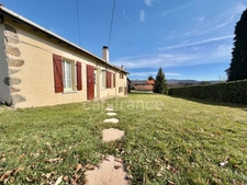 MAISON 120 M², TAXE FONCIÈRE 419 €, DOUBLE VITRAGE, TERRAIN CLOS 1 525 M², HAMEAU PAISIBLE.