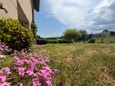 MAISON DE 75 M2 À RÉNOVER, TOITURE DE 2024, TERRAIN CLOS DE 422 M2, 2 CHAMBRES, GARAGE