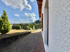 Maison 70 m² – terrain clos 1 425 m² - 2 chambres – double garage.