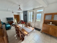 MAISON 120 M², TERRAIN CLOS 1 525 M², DOUBLE VITRAGE, 3 CHAMBRES, TAXE FONCIÈRE 419 €, HAMEAU PAISIBLE