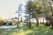 VENTABREN - Maison authentique aux volumes atypiques, dans un environnement verdoyant.