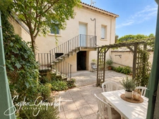 MARSEILLE 4ème (Boulevard Figuière) – Appartement T2 Bis de caractère avec alcôve, terrasse et caves