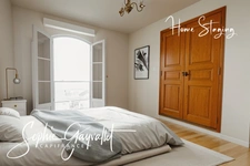 COEUR DE VILLAGE - Grande maison avec T2 et annexes généreuses. 