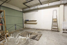 COEUR DE VILLAGE - Grande maison avec T2 et annexes généreuses. 