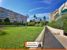 APPARTEMENT 2 PIÈCES - PALM BEACH - GARAGE - TERRASSE -200 M DES PLAGES - PARC 