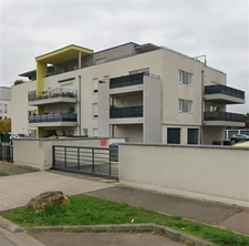 AMNEVILLE APPARTEMENT F2 DANS RESIDENCE RECENTE