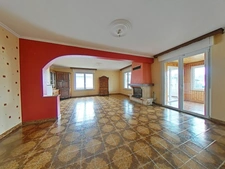 RARE À FLORANGE – Pavillon individuel plain pied sur sous-sol - 1 192 m² exposé Sud-Ouest – Volumes et potentiel !