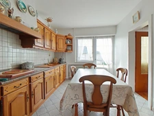 Pavillon individuel de plain-pied sur sous-sol complet