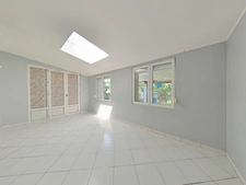 Maison jumelée à Woippy – 4 chambres, garage double, jardin