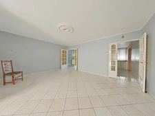  Maison jumelée à Woippy – 4 chambres, garage double, jardin