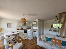 Vétraz-Monthoux – Appartement T3 avec balcon, garage fermé et stationnement privatif (74)