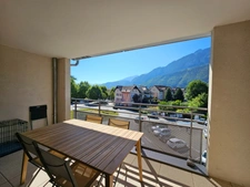 Exclusivité Bonneville – Élégant appartement T3 de 60 m² avec terrasse, garage et superbe vue sur les montagnes (74)