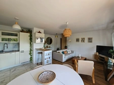 Vétraz-Monthoux – Appartement T3 avec balcon, garage fermé et stationnement privatif (74)