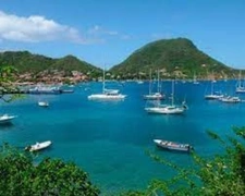 Immeuble loft de 360 m2 - Bâtisse de caractère sur 3 niveaux - Basse-Terre - Guadeloupe