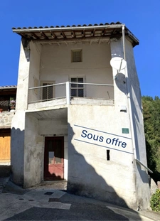 Maison traditionnelle à RENOVER 5 pièces - 69 m² hab. (105 utiles) 