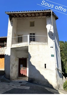 Maison traditionnelle à RENOVER 5 pièces - 69 m² hab. (105 utiles) 
