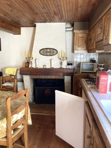 Maison traditionnelle à RENOVER 5 pièces - 69 m² hab. (105 utiles) 