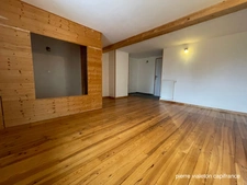 🌿 Maison principale+gîte indépendant – 5 588 m² de terrain – revenus locatifs – Grandrif (63)-Livradois-Forez- Col Des Pradeaux