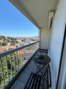 Appartement T4- 81,63m2- 8ème et dernier étage- Cave- Parking Privatif- Garage- Vue dégagée - Montaud- Le Grand Clos