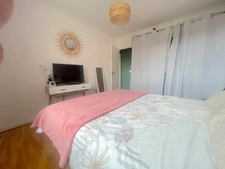 Appartement T4- 81,63m2- 8ème et dernier étage- Cave- Parking Privatif- Garage- Vue dégagée - Montaud- Le Grand Clos