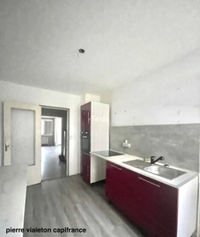 Appartement 80m2 - Parking - Fort potentiel - Quartier Bellevue - Le Mont - LA Jomayère