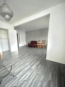 Appartement 80m2 - Parking - Fort potentiel - Quartier Bellevue - Le Mont - LA Jomayère