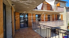 Angoustrine – Appartement T4 rénové avec beaux volumes