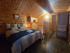 Nature, confort et sérénité, votre chalet clé en main au cœur des montagnes catalanes.