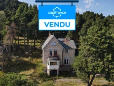 L’authenticité de la pierre, la chaleur des volumes, la vue des montagnes… votre future maison vous attend.