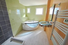 Maison à vendre 7 pièces à COURPIGNAC (17)