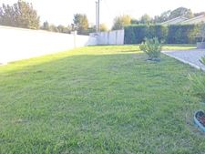 Maison contemporaine d’environ 130 m²,  5 pièces - SAINT LOUBES (33) -