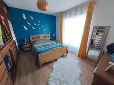 Maison contemporaine d’environ 130 m²,  5 pièces - SAINT LOUBES (33) -