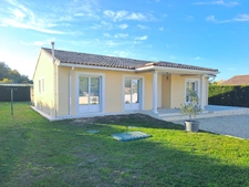 Maison contemporaine d’environ 130 m²,  5 pièces - SAINT LOUBES (33) -