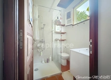 Villa of 242 m² with swimming pool, 2-room apartment (currently rented) and 4,000 m² of land