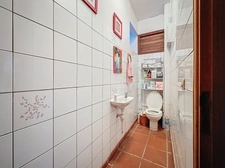 Villa of 242 m² with swimming pool, 2-room apartment (currently rented) and 4,000 m² of land