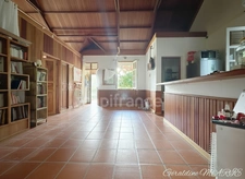 Villa of 242 m² with swimming pool, 2-room apartment (currently rented) and 4,000 m² of land