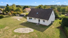 90100 SUARCE – MAISON FAMILIALE – 165 M² – 8 PIÈCES – 5 CHAMBRES – TERRAIN 19,80 ARES  – 10 MIN SUISSE  – DPE B