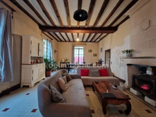 Immeuble de plus de 250 m² à rénover - potentiel de 4 à 5 appartements à créer à Preuilly sur Claise (37) !