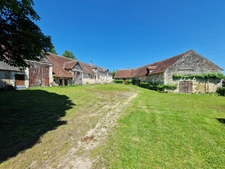 Ancien corps de ferme dans le lochois
