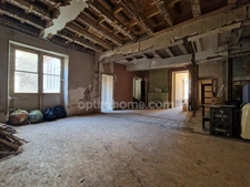 Immeuble de plus de 250 m² à rénover - potentiel de 4 à 5 appartements à créer à Preuilly sur Claise (37) !