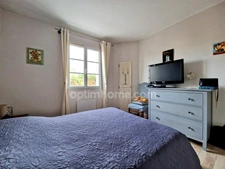 Maison 110m² - 6 pièces - 4 chambres - Terrain avec terrasse et piscine à Cormery (37)