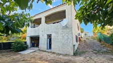 À vendre – Sari-Solenzara Maison vue mer panoramique et charme méditerranéen assuré ( vendu libre de toute occupation)