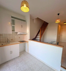 T3 en duplex au dernier étage rénové – Vue mer exceptionnelle