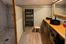 Vignale – Maison de village rénovée de 77 m² – 3 chambres – 2 terrasses
