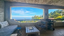 À vendre – Sari-Solenzara Maison vue mer panoramique et charme méditerranéen assuré ( vendu libre de toute occupation)