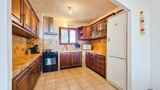 À vendre – Sari-Solenzara Maison vue mer panoramique et charme méditerranéen assuré ( vendu libre de toute occupation)