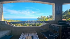 À vendre – Sari-Solenzara Maison vue mer panoramique et charme méditerranéen assuré ( vendu libre de toute occupation)